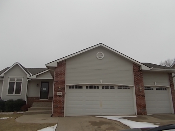 2913 N Cardington