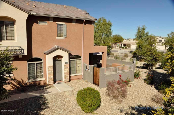 469 N 169TH Avenue