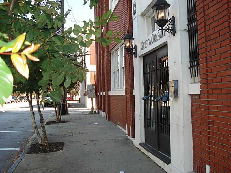 244 Peters Street