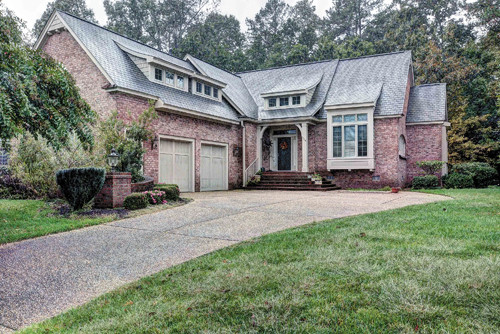 269 Sir Thomas Lunsford Drive