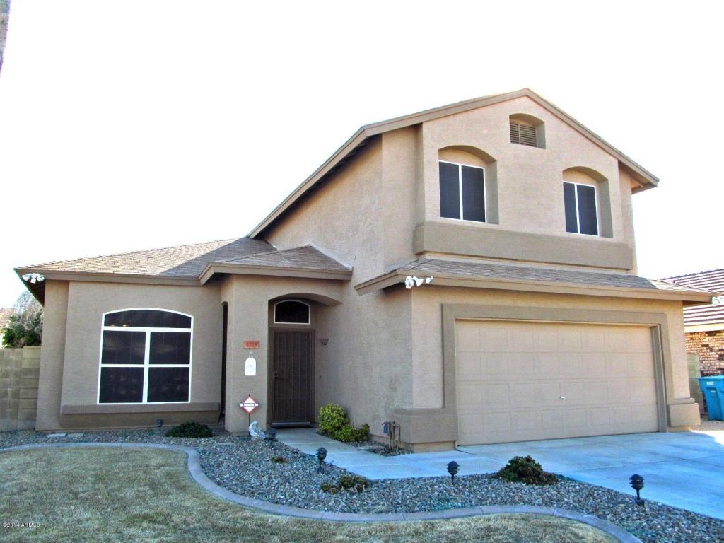 4225 W CALLE LEJOS --