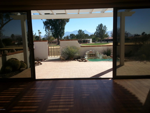 266 E Paseo Churea