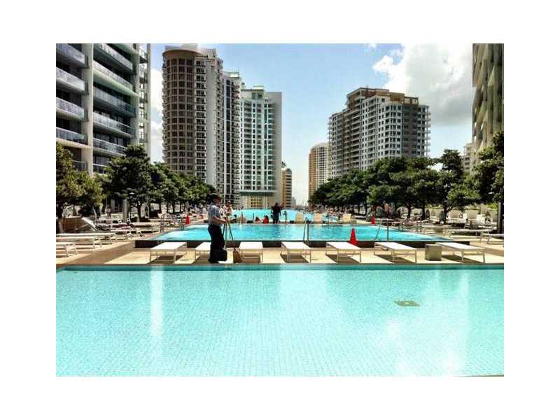 485 BRICKELL AV # 2203