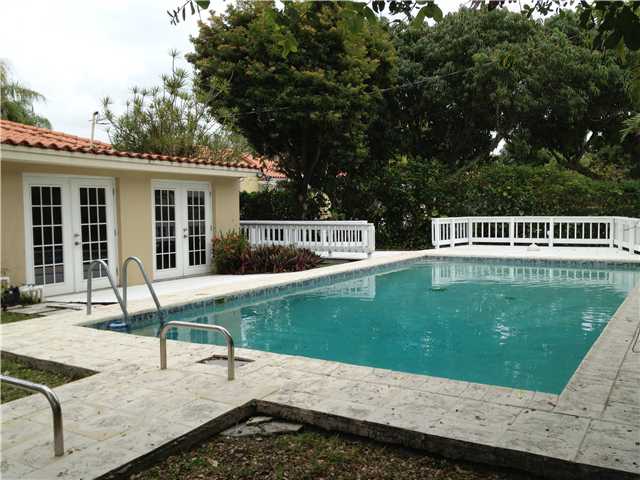 790 SW 21 RD