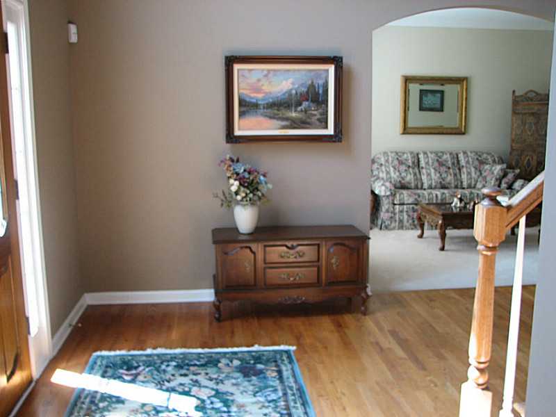 8051 Ridge Valley