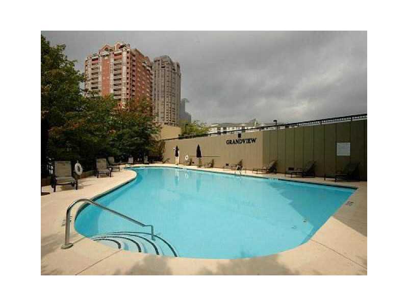 Unit 1005 - 3481 Lakeside Drive Ne
