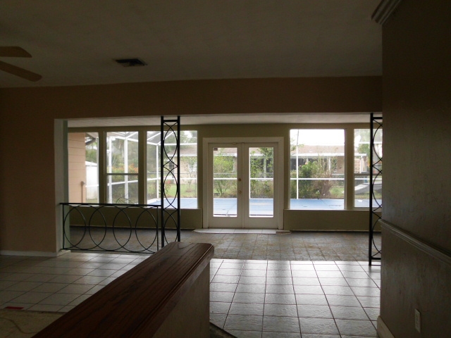 1448 Collins Rd