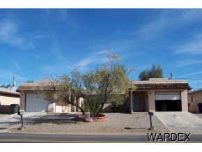 2464 Lakeside Drive