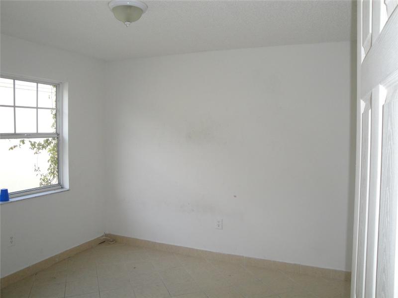 10049 SW 222 ST
