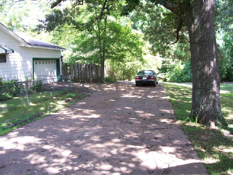 1 N Rogers St