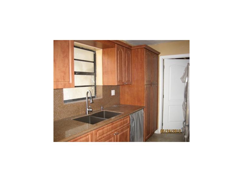 20200 SW 112 AV