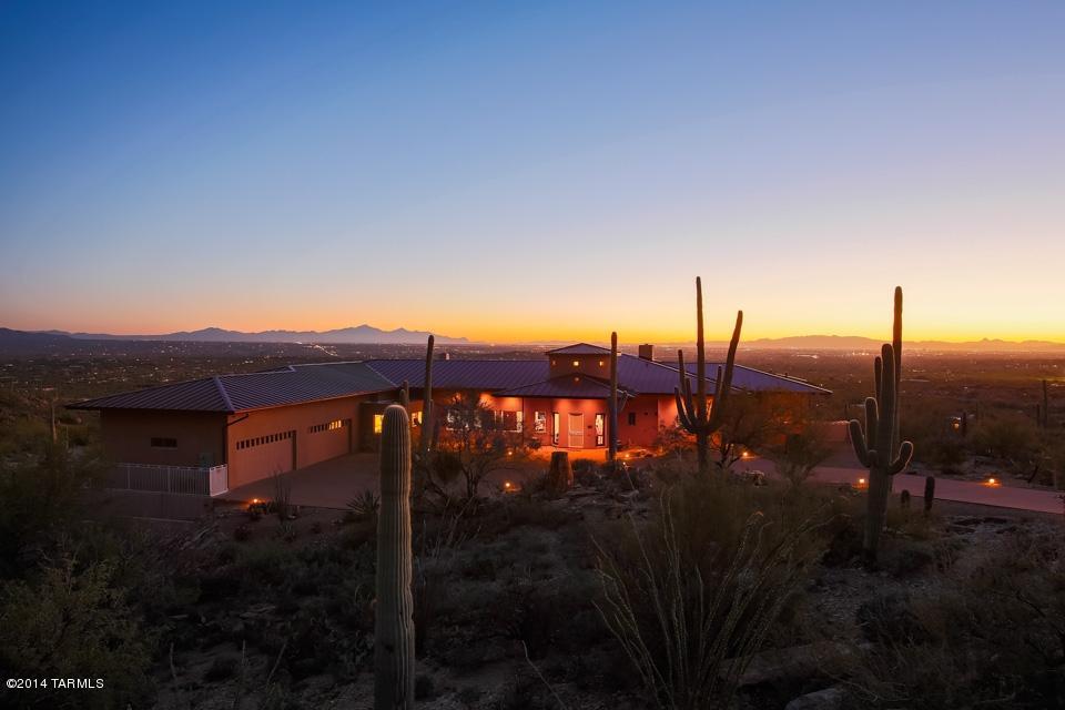 5434 N Avenida De La Colina