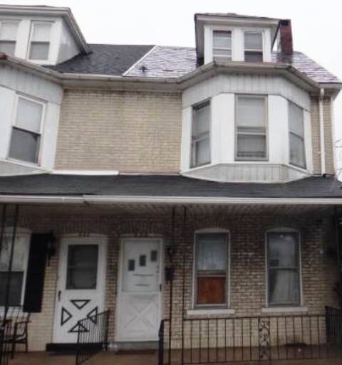 820 Maple Street