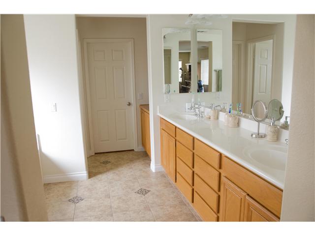 368 Circulo Coronado