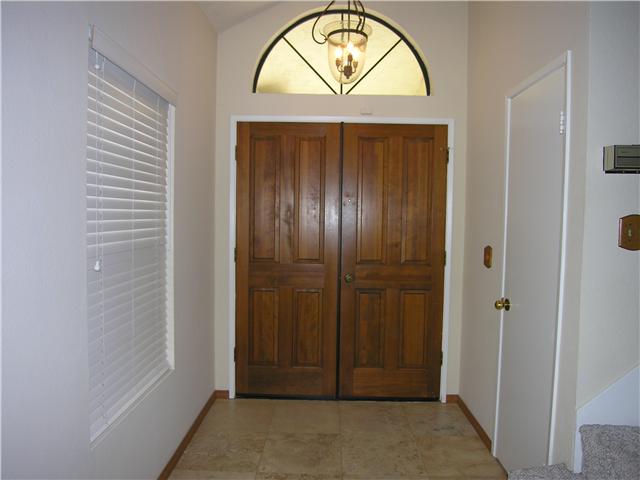 11901 Calle Naranja