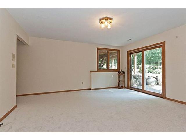 7024 ROCKLYN CIRCLE
