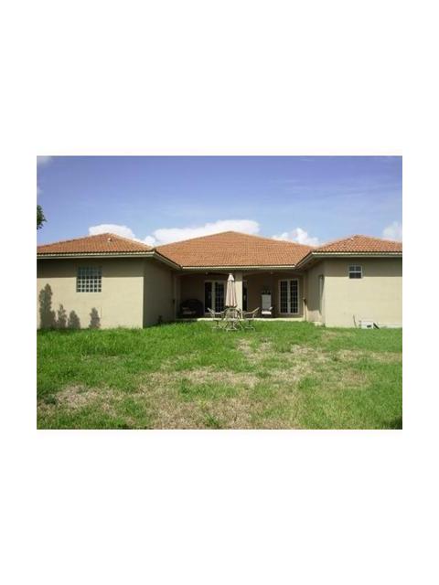 433 NW 127 AV