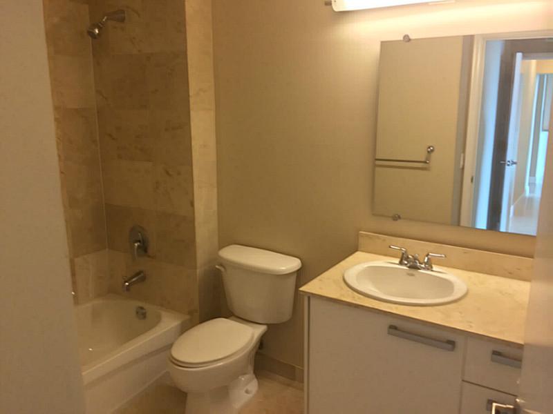 2525 SW 3 AVE # 1209
