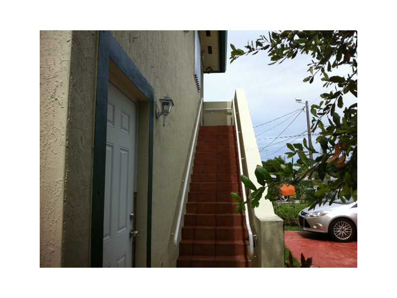 1285 NW 59 ST