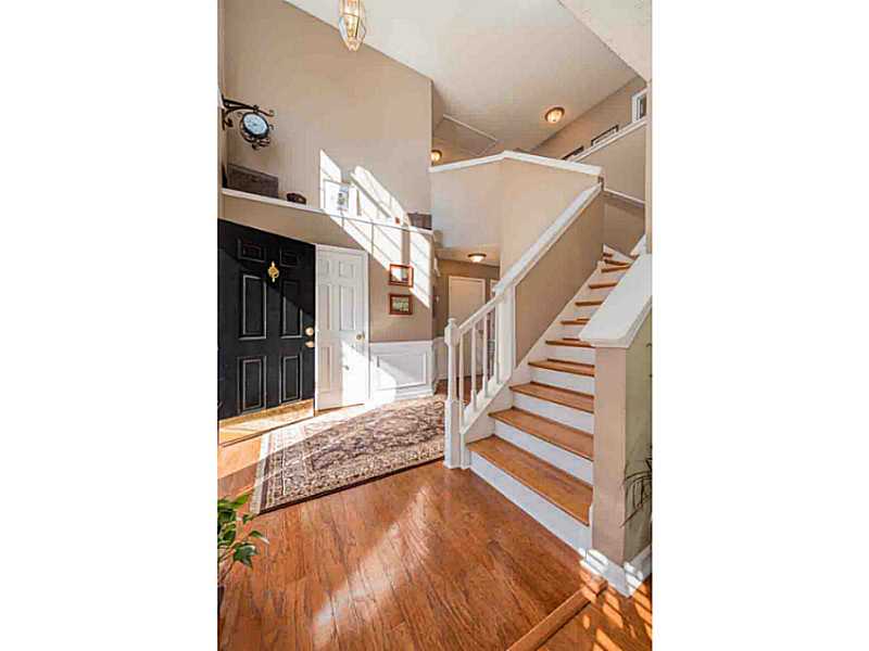 2984 Bancroft Glen Nw