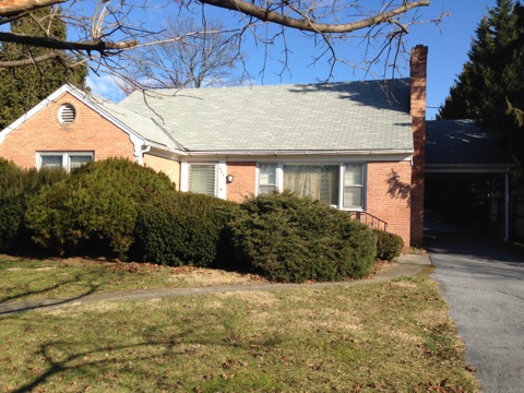 607 E Moler Ave