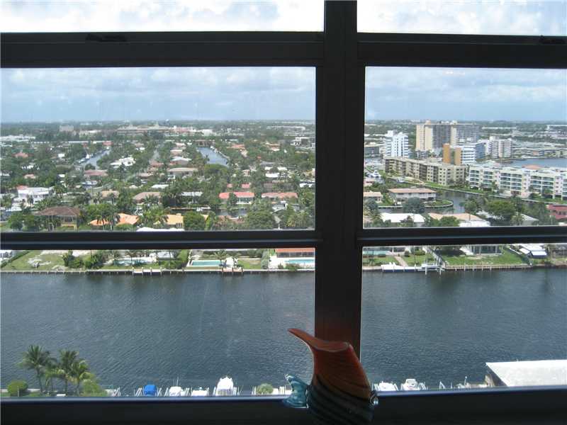 1985 S OCEAN DR # 18E