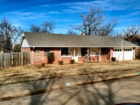 305 Woodside Drive