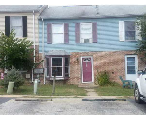 454 Strathaven Court
