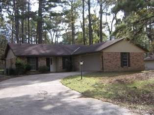 409 Whispering Pine Dr