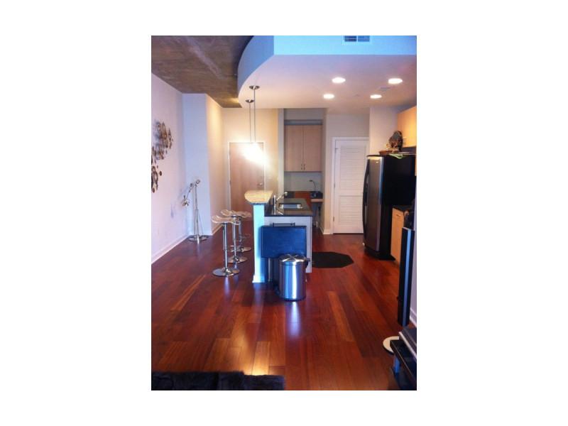 Unit 708 - 400 W Peachtree Street Nw