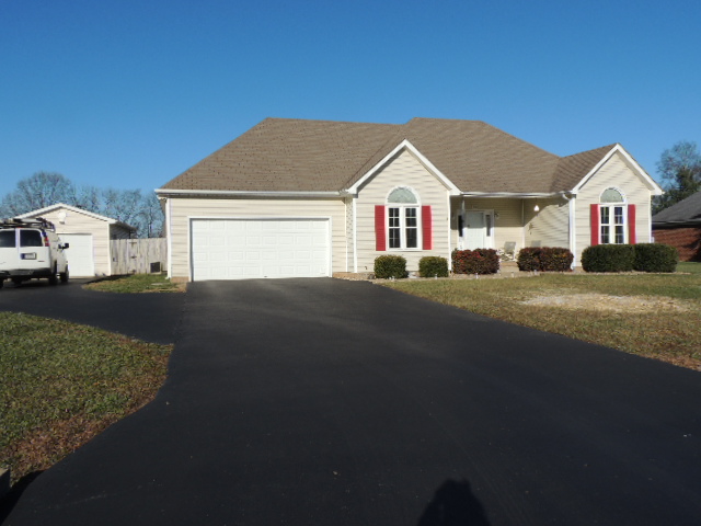 220 Plainfield Ct