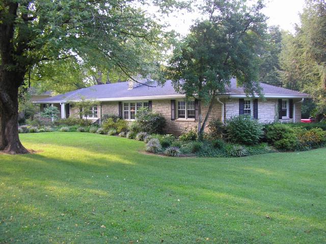 912 Highland Way