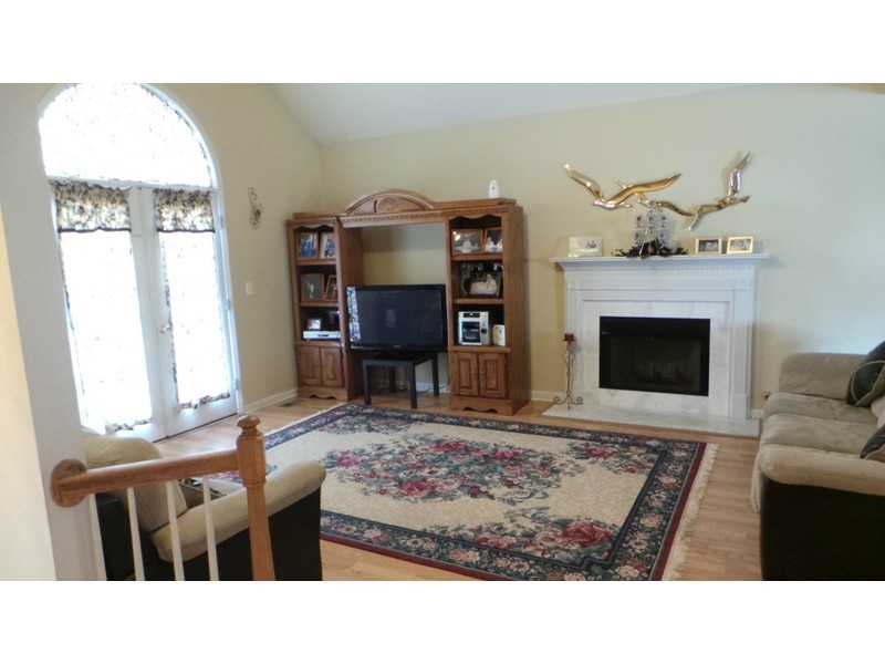 318 Paradise Circle
