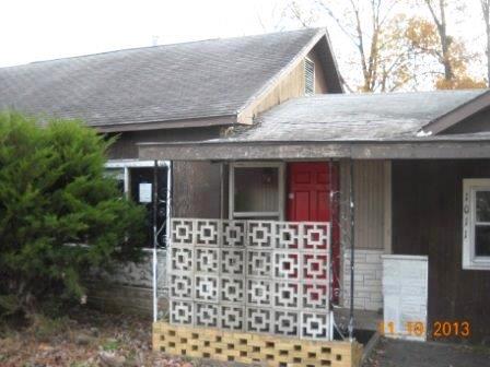 1011 S. 30th St.