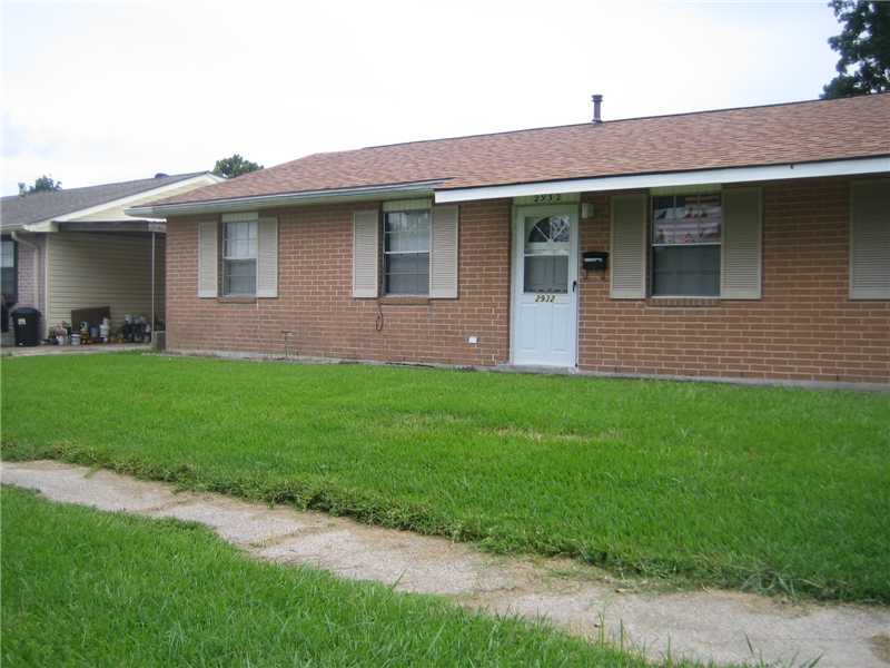 2932 Pennwood