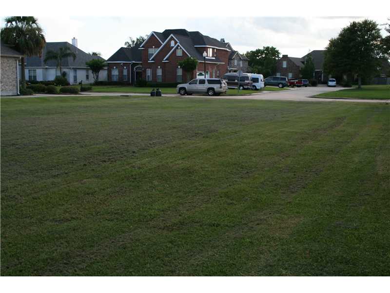47 Natchez Trace Drive