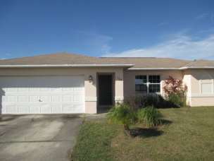 724 Versailles Ln
