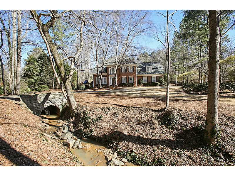 2815 Stoneglen Close