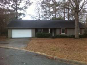 110 Pinewood Ct