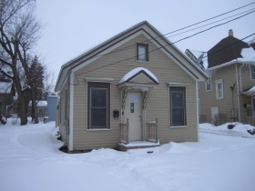 8 Walker Pl