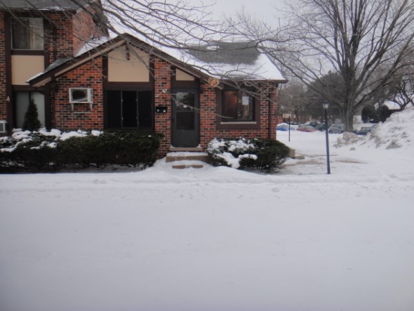 18 W 157 Kirkland Lane