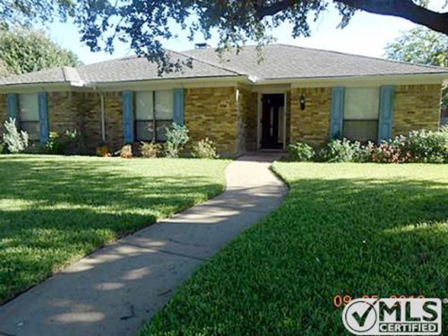 2106 Glen Forest Lane