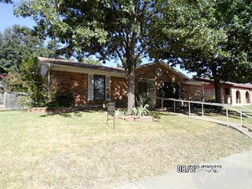 917 Meadowdale Circle