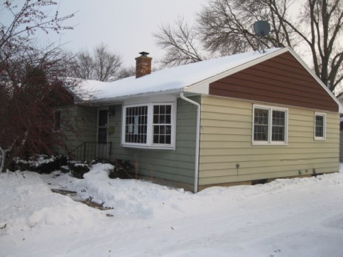 3733 Richard Street
