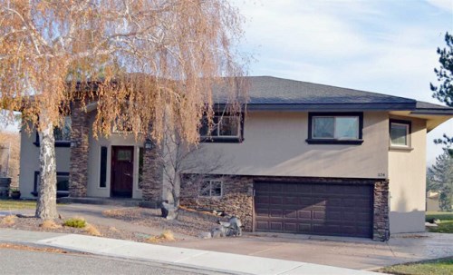 124 Oakmont Court
