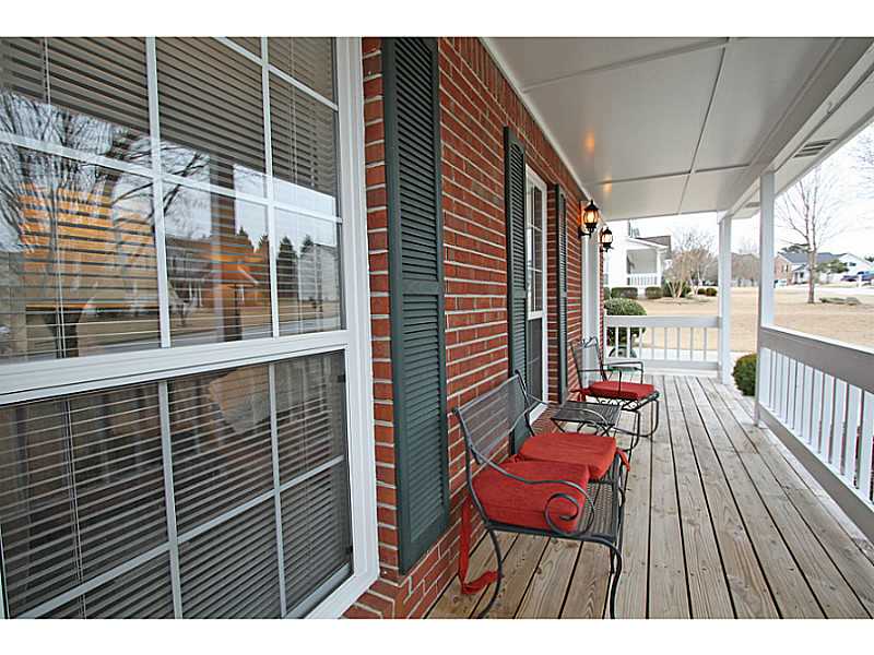 3272 Summit Glen Drive