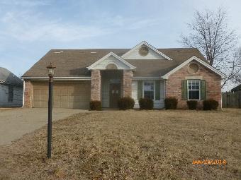 5900 Lincoln Pointe