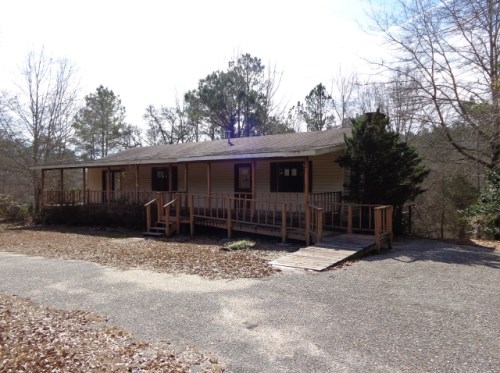 586 Haynes Rd