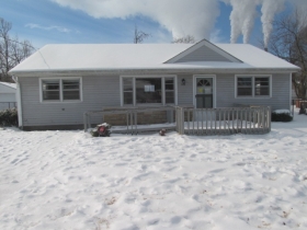 7112 Nathan Hale Way