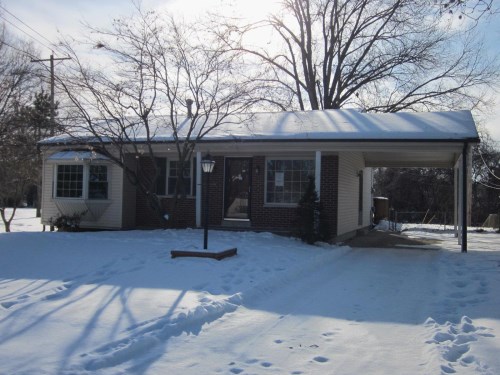100 Foxtree Dr